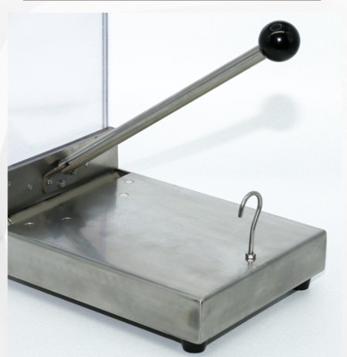 Un buon prezzo. Manual Blood Plasma Extractor Clamp for Blood Bags- for Hospital/Lab Use in linea