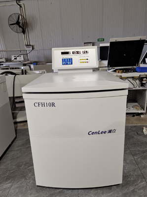 Un buon prezzo. Pavimento che sta centrifuga refrigerata 10000rpm con capacità 6000ml (6x1000ml) del rotore in linea
